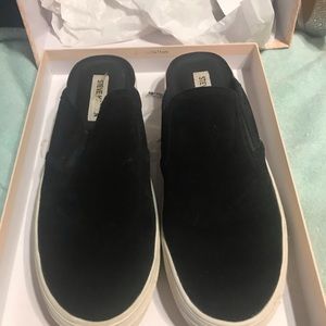 Steve Madden slip on sneakers
